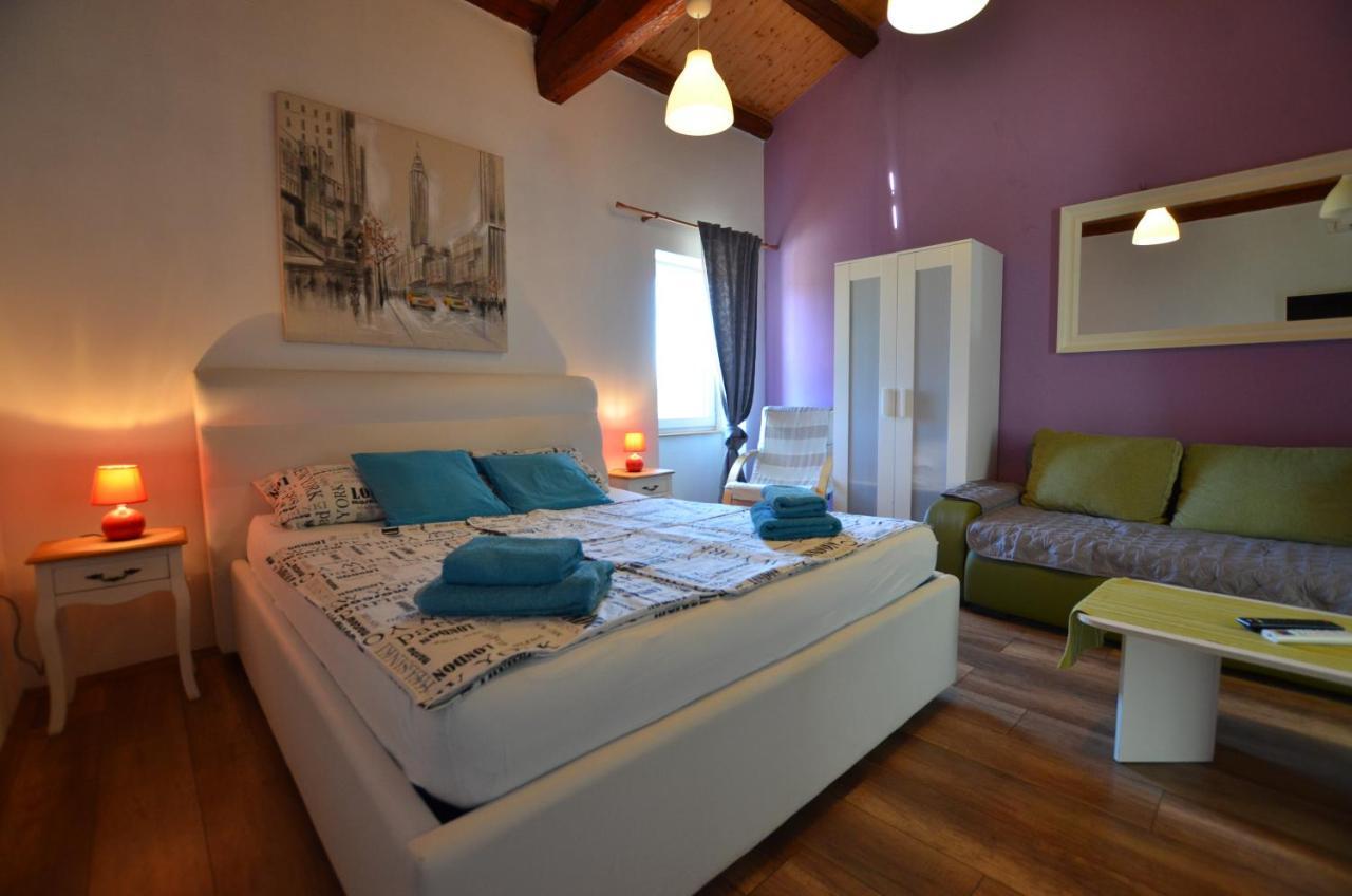 Graziella Apartment Ровинь Экстерьер фото